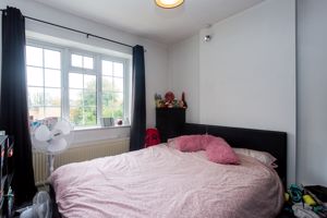 Bedroom- click for photo gallery